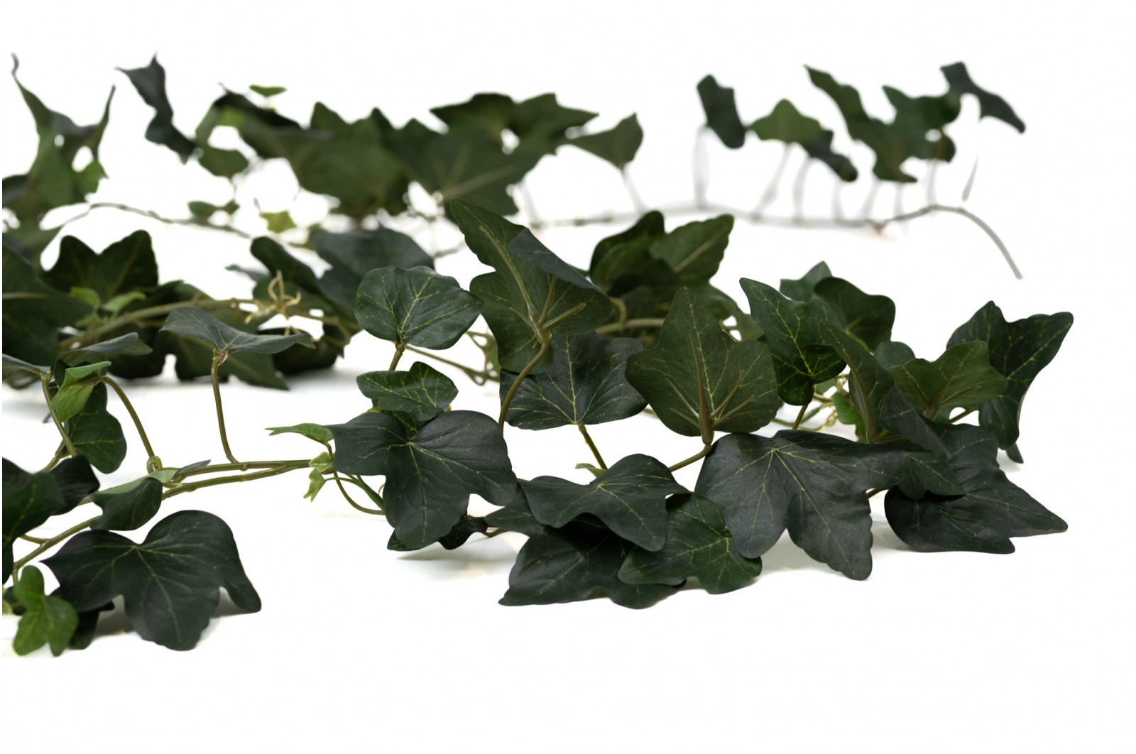 artificial-uv-gala-ivy-garland-41