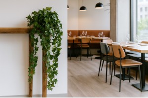 artificial-uv-ivy-hanging-41.